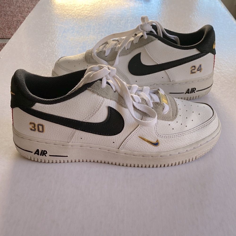 NIKE Air Force 1 Low Ken Griffey Jr. and Sr. Size 7 Y and about 8.5 Women’s - Picture 5 of 6